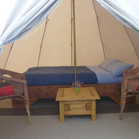 Aille River Tourist Hostel Glamping Doolin Buitenkant foto