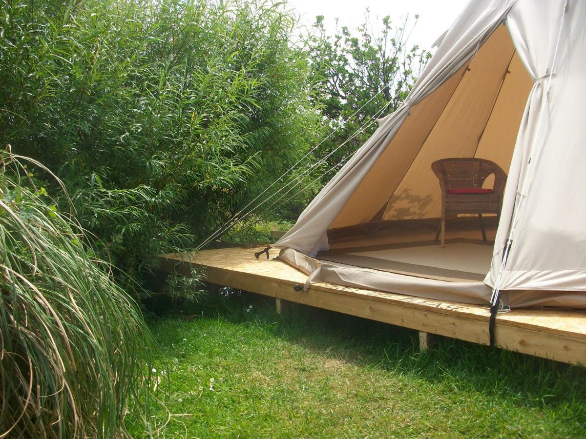 Aille River Tourist Hostel Glamping Doolin Buitenkant foto